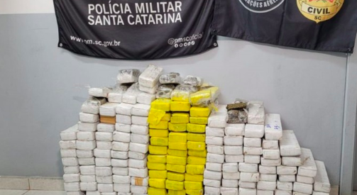  Polícia Militar de SC prende jovem de 19 anos por tráfico de drogas