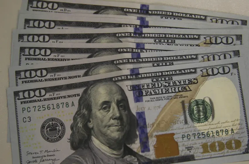  Dólar fecha a R$ 6,09 após chegar a R$ 6,20 durante o dia