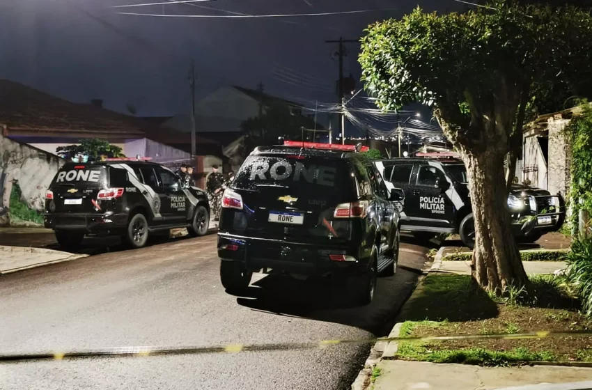  Casal suspeito de praticar diversos assaltos morre durante confronto armado com a Polícia Militar