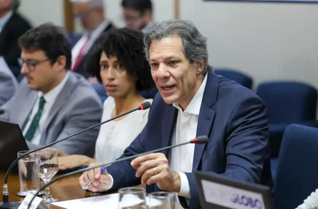 Haddad afirma que superávit de 2024 seria alcançado sem desoneração da folha