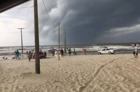 Tsunami meteorológico atinge Santa Catarina e eleva nível do mar